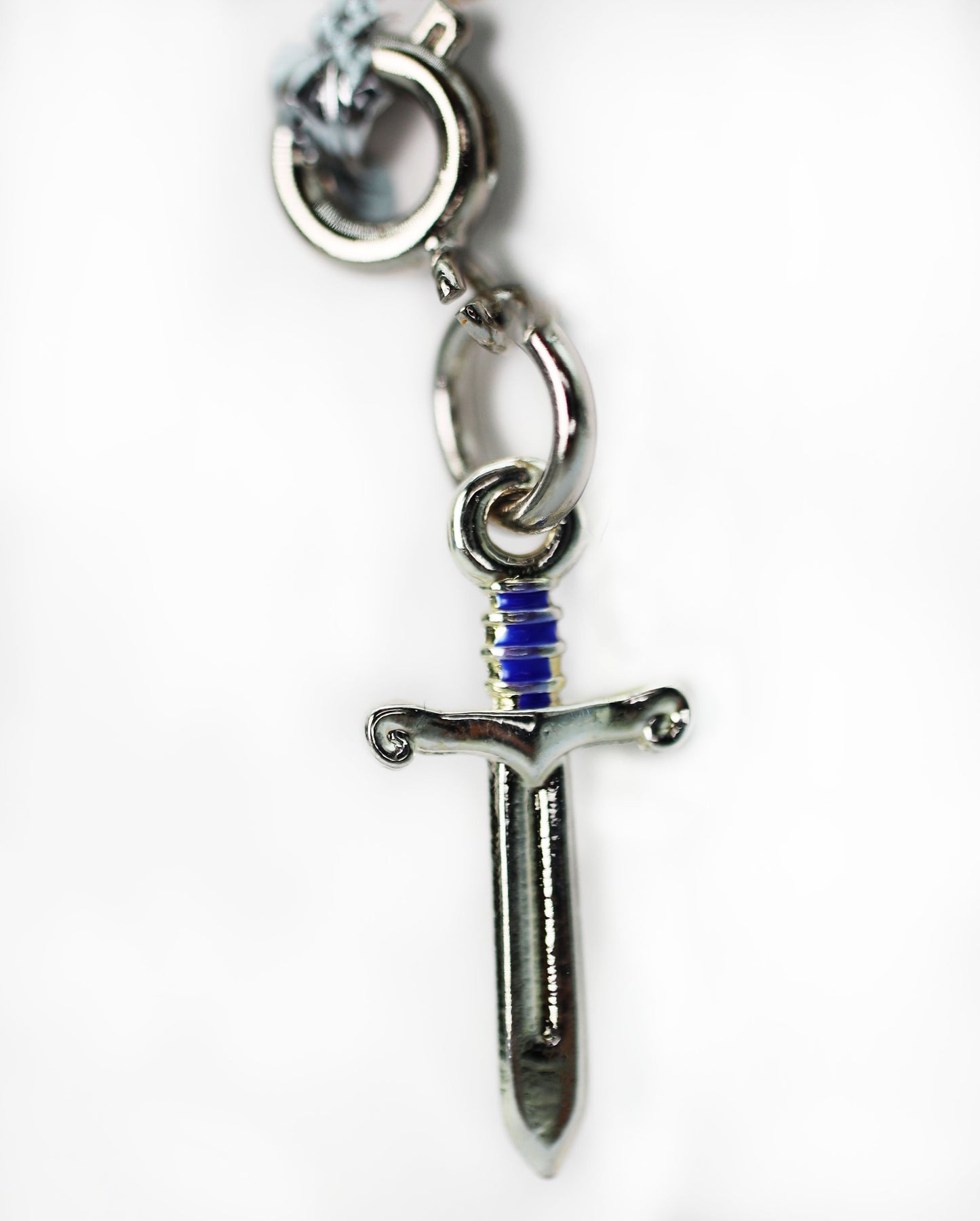 Traveler's Trinkets: Sword Charm