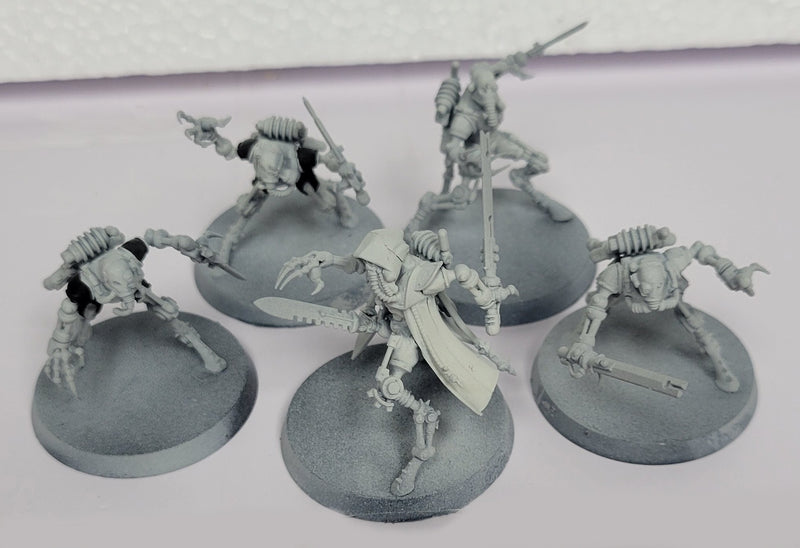 Sicarian Ruststalkers (Used Assembled & Primed Light Grey)