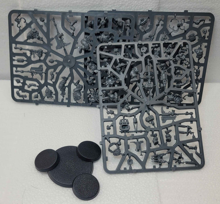 Leagues of Votann: Cthonian Beserks (Used: Sprues & Bases Only)
