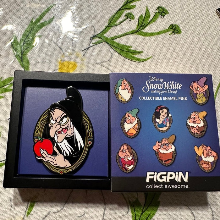 FiGPiN Snow White And The Seven Dwarfs Series