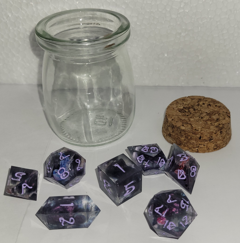7 Piece Polyhedral Set - Purple Flowers