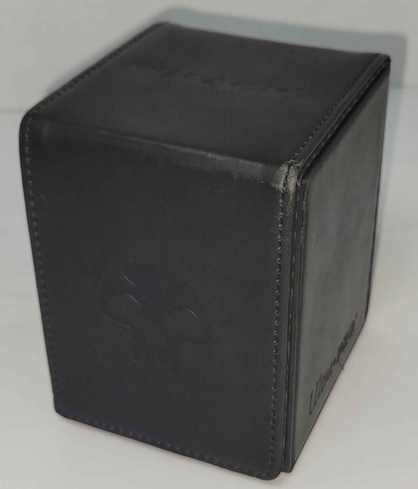 Ultra PRO: Alcove Flip Box - Swamp (Used)