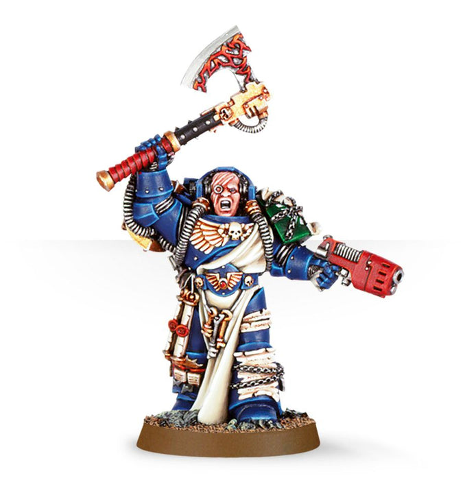 Warhammer 40,000 Space Marine Librarian- Force Axe & Plasma Pistol
