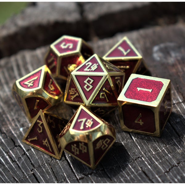 Elder Runes Crimson Blood And Gold Metal Set