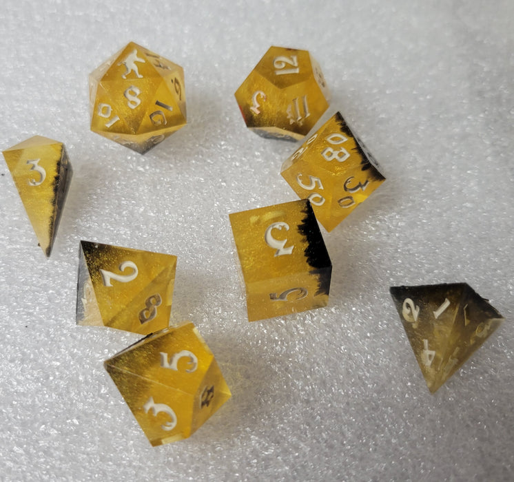 Yeti's Place Dungeon RPG Sharp Dice Set - Yellow and Black